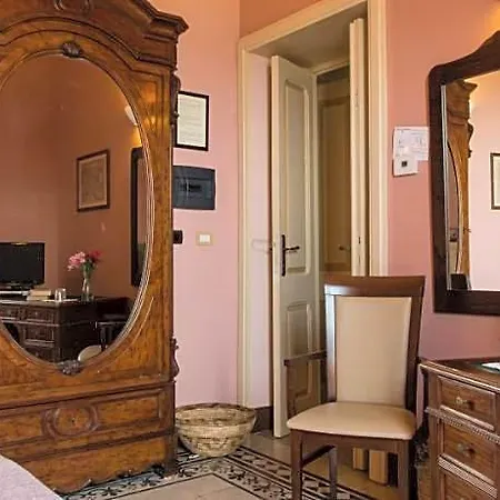 Gli Asfodeli 3*