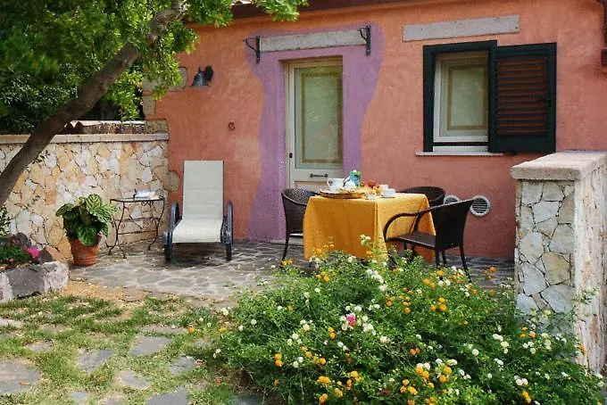 ホテル Gli Asfodeli Tresnuraghes